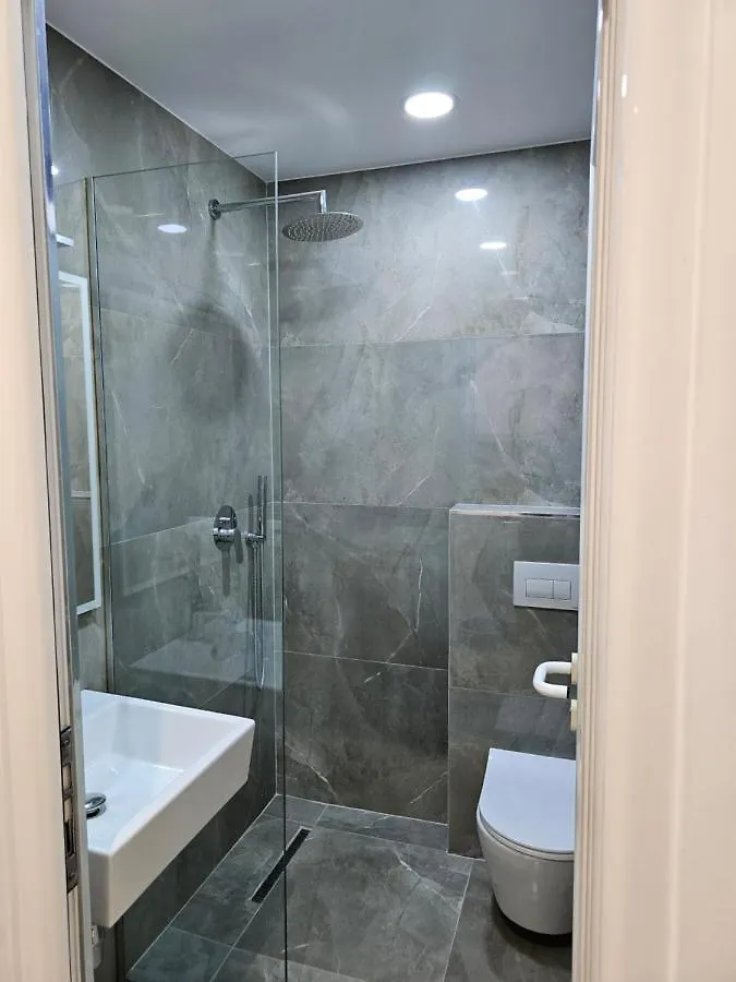 Vila 31 Apartment Sarande